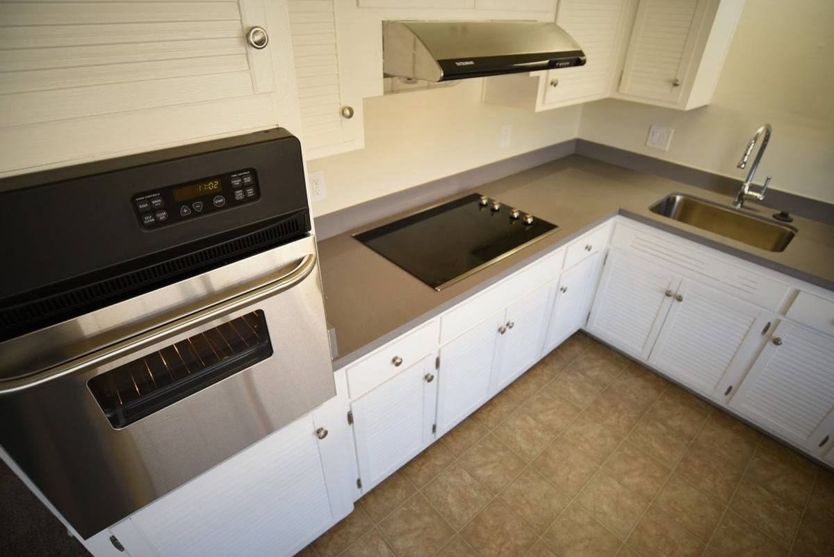 Apartment for rent at 2031 Shoreline Dr, Alameda, CA 94501