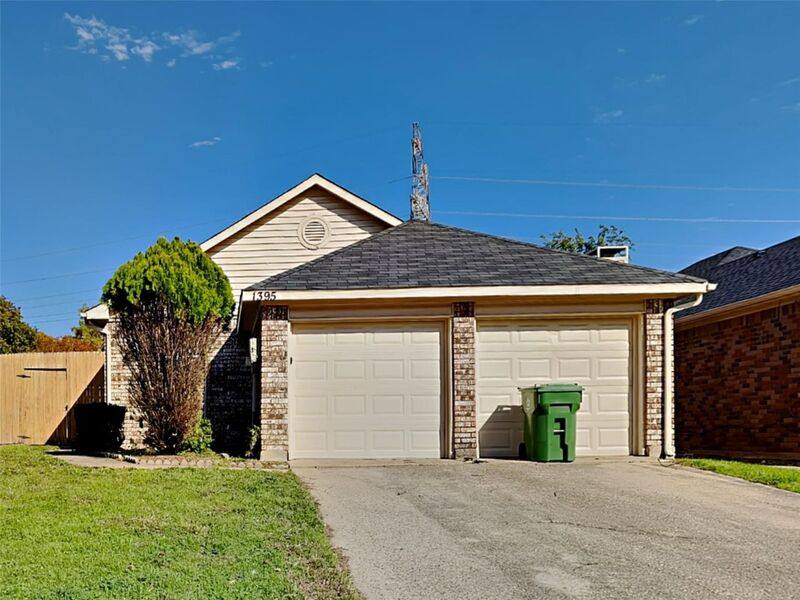 House for rent at 1395 Chinaberry Dr, Lewisville, TX 75077
