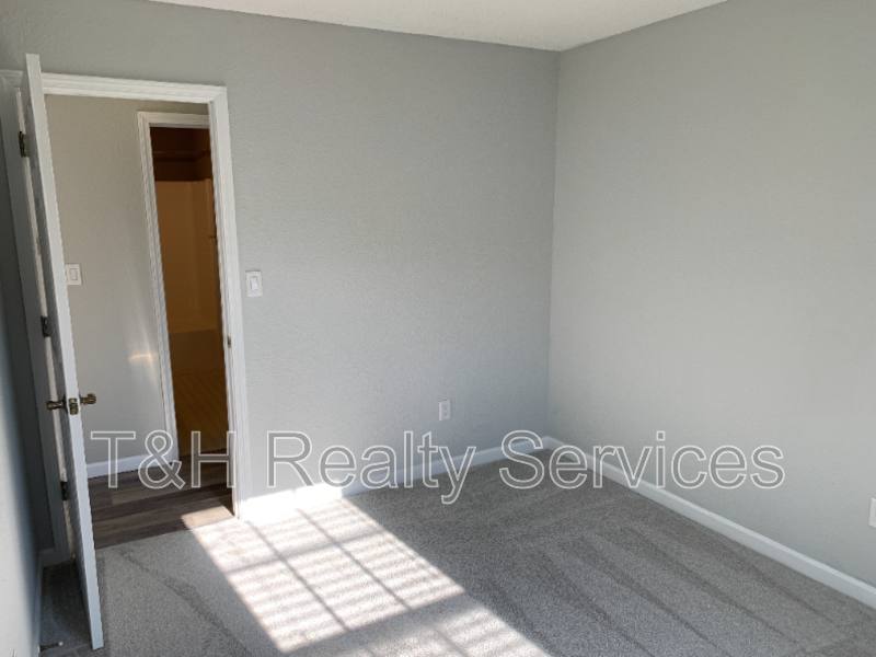 House for rent at 10341 Whitewater Lane, Fishers, IN 46037