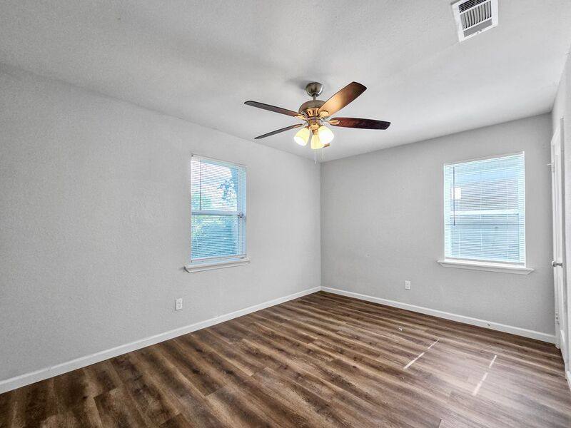House for rent at 2035 San Francisco Dr, Dallas, TX 75228