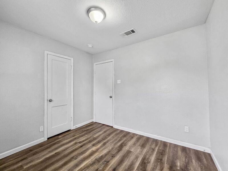 House for rent at 2035 San Francisco Dr, Dallas, TX 75228