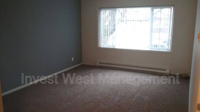 Townhouse for rent at 1620 11 Ave #4, Longview, WA 98632