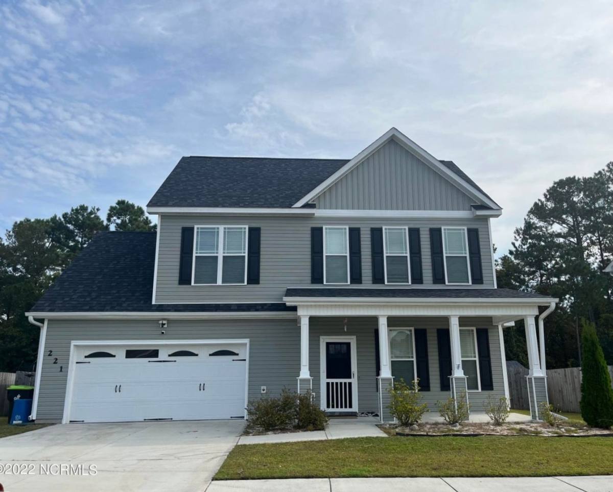 House for rent at 221 Dairyfarm Rd, Jacksonville, NC 28546