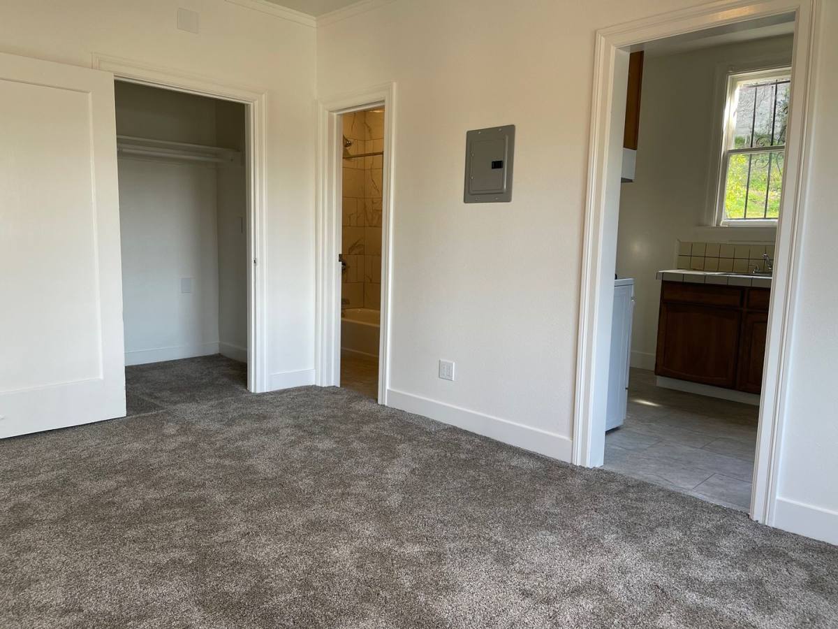 Apartment for rent at 360 Oakland Ave, Oakland, CA 94611