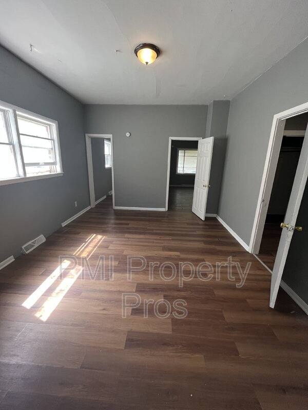 House for rent at 1516 S Union St, Milwaukee, WI 53204