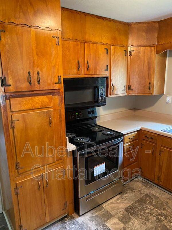 House for rent at 1512 Wilson Rd, Rossville, GA 30741