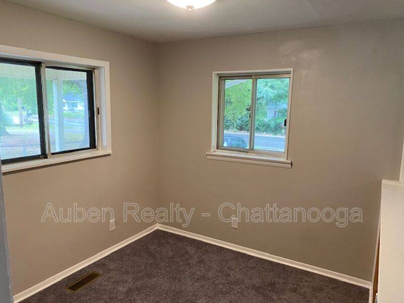 House for rent at 1512 Wilson Rd, Rossville, GA 30741