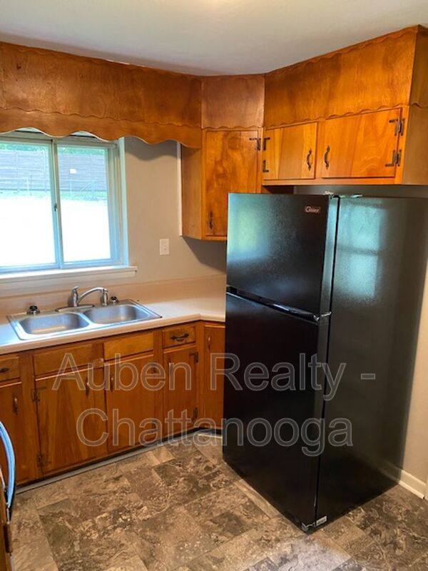 House for rent at 1512 Wilson Rd, Rossville, GA 30741