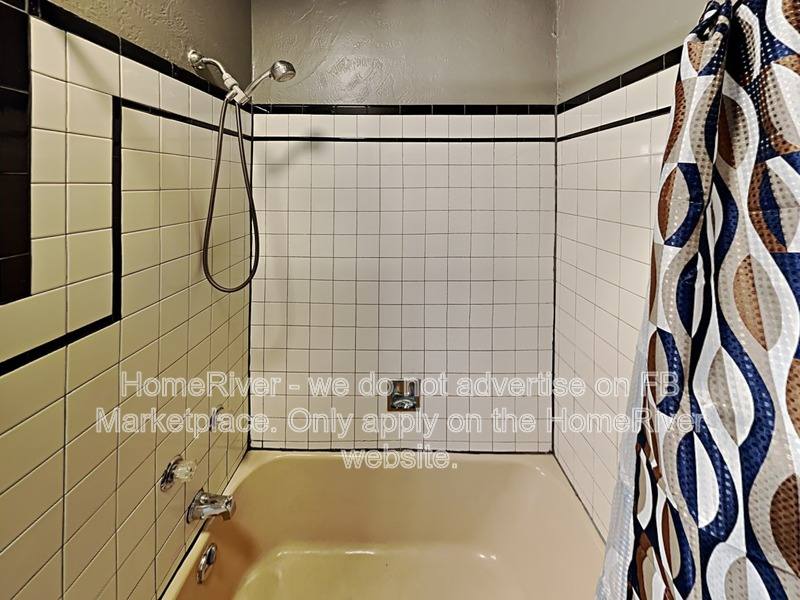 House for rent at 711 Hampshire Ave, Pittsburgh, PA 15216