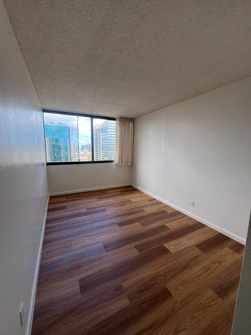 Apartment for rent at 1255 Nuuanu Ave, Honolulu, HI 96817