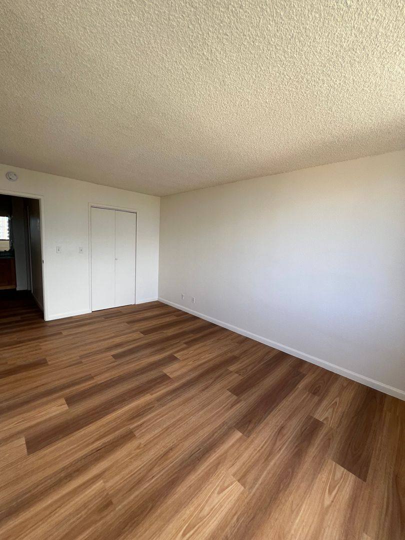 Apartment for rent at 1255 Nuuanu Ave, Honolulu, HI 96817