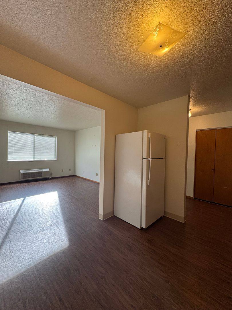 Apartment for rent at 1500 Glen Dr, Ellensburg, WA 98926