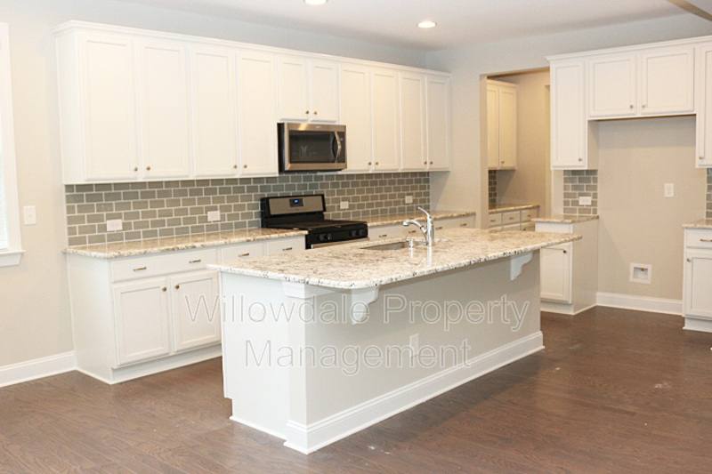 House for rent at 436 Morgan Ridge Rd, Holly Springs, NC 27540