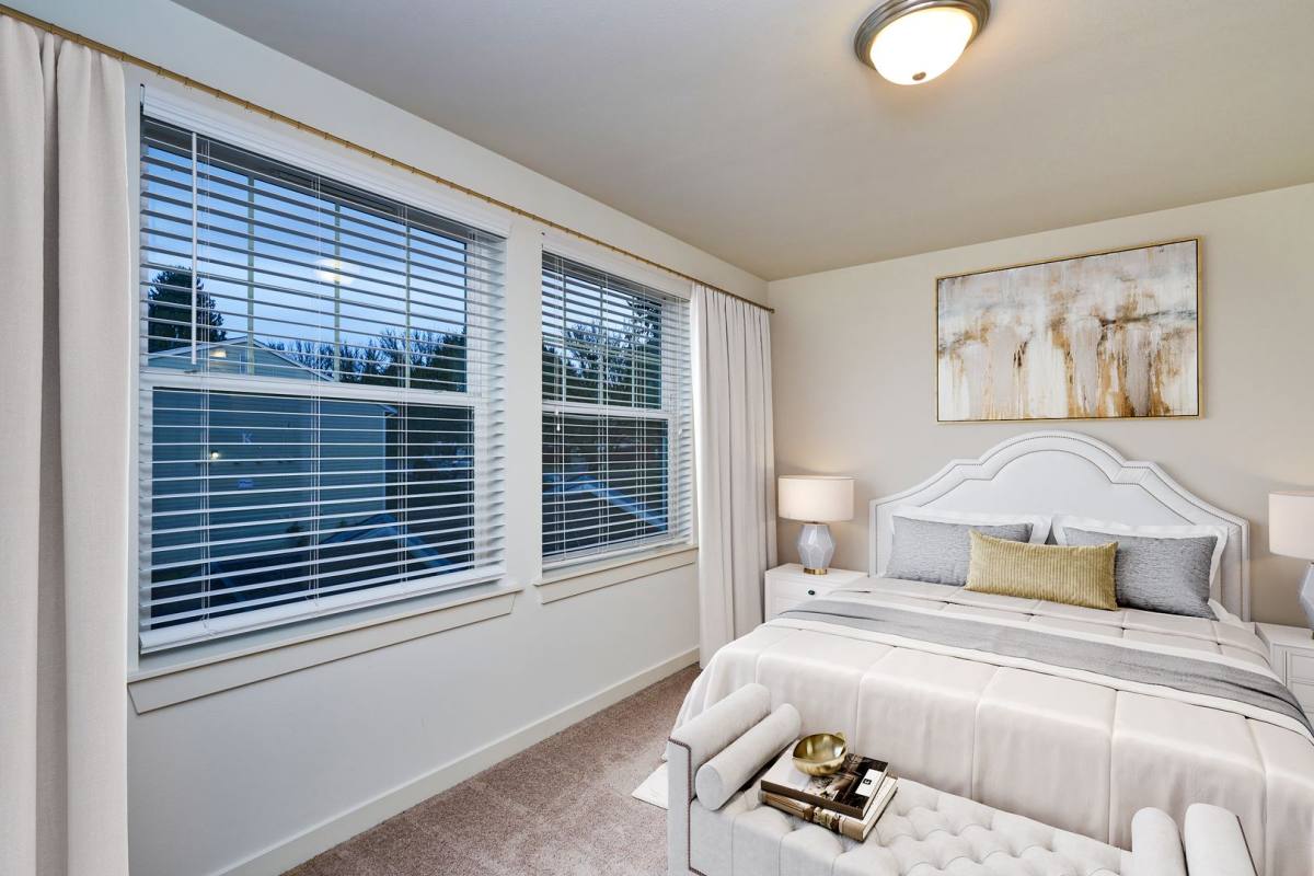 Townhouse for rent at 965 Aberdeen Ave NE, Renton, WA 98056