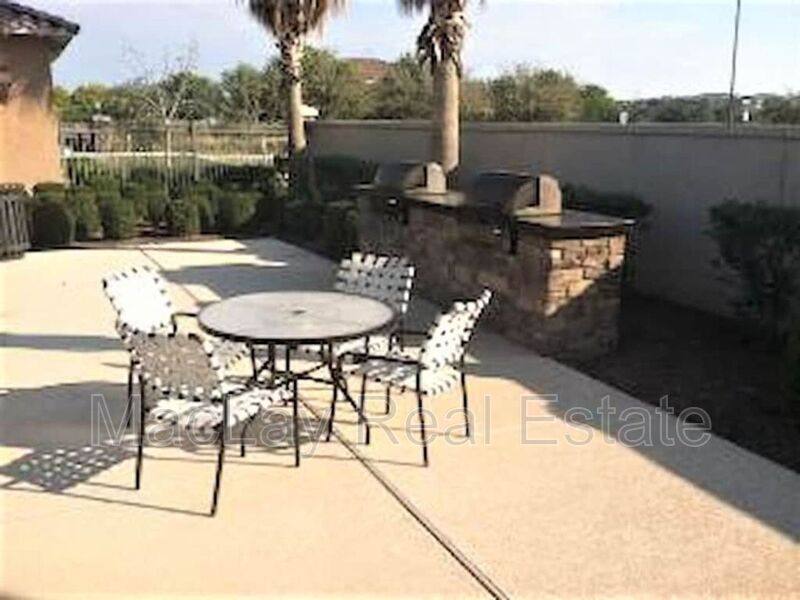 Townhouse for rent at 2631 S Key Biscayne Dr, Gilbert, AZ 85295