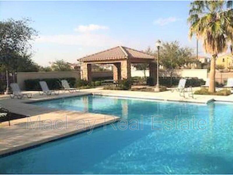 Townhouse for rent at 2631 S Key Biscayne Dr, Gilbert, AZ 85295