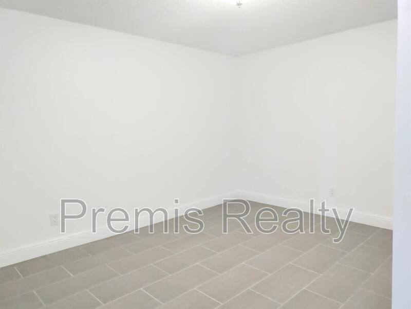 Condo for rent at 14820 Rue De Bayonne #1, Clearwater, FL 33762