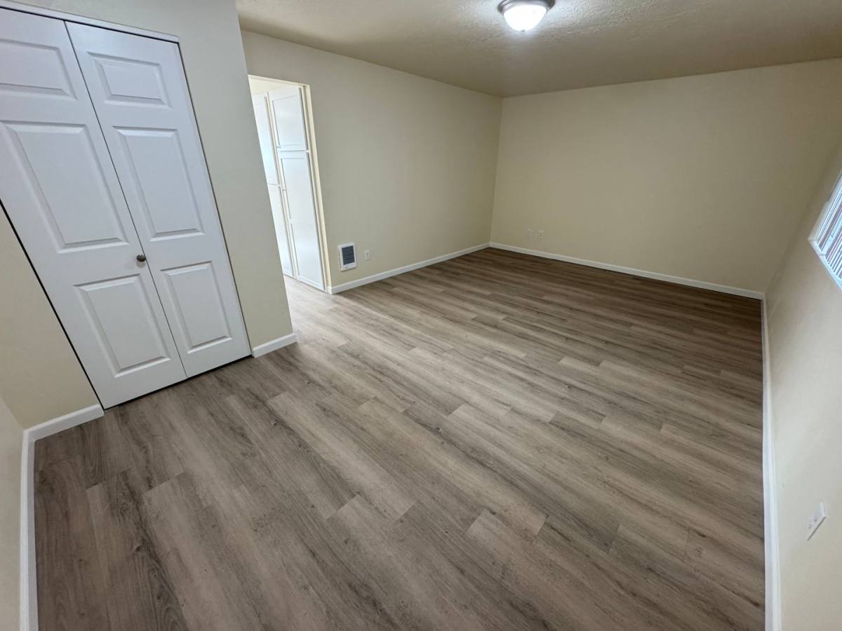 Apartment for rent at 2215 Elm St SW, Albany, OR 97321
