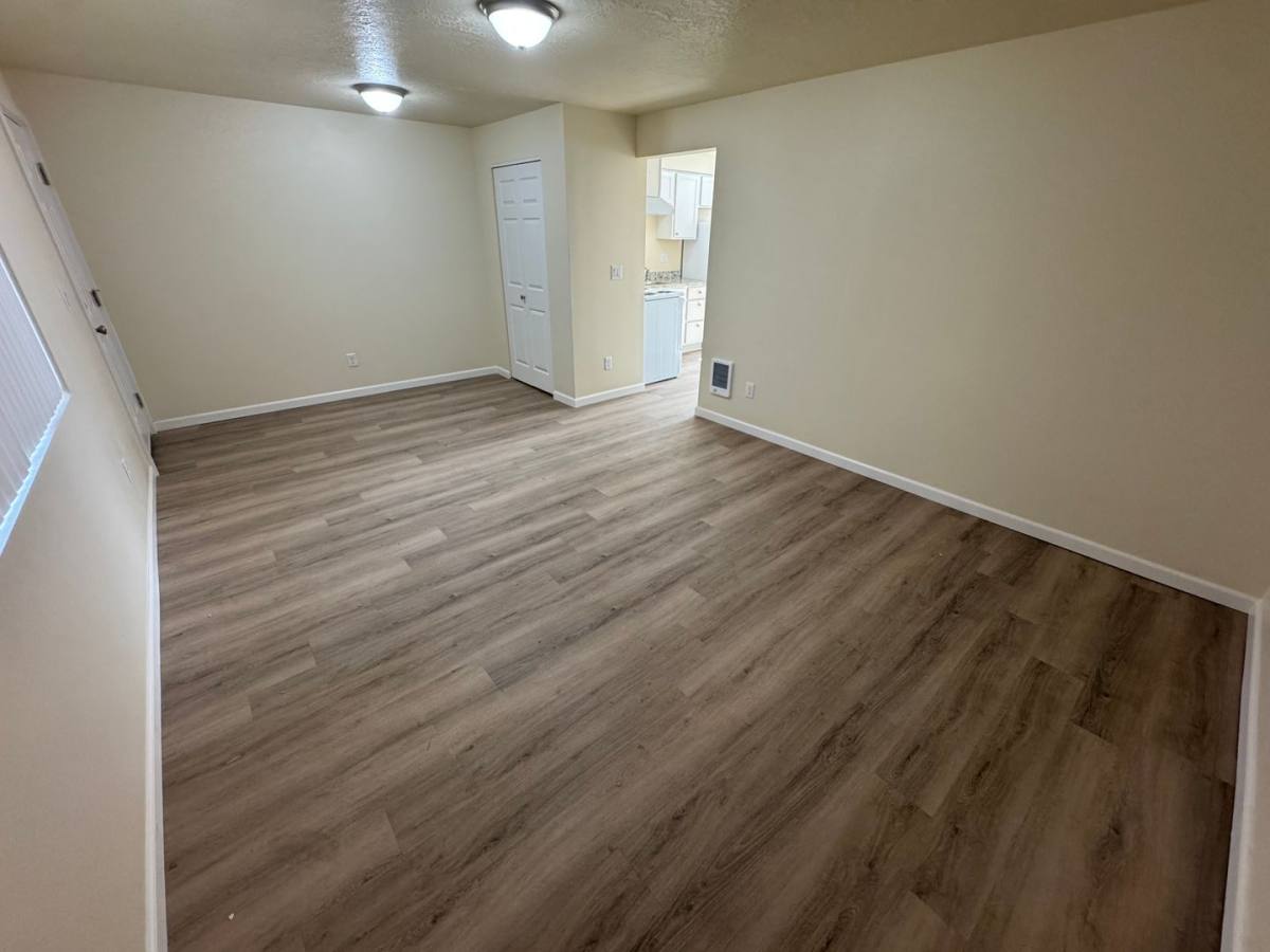 Apartment for rent at 2215 Elm St SW, Albany, OR 97321
