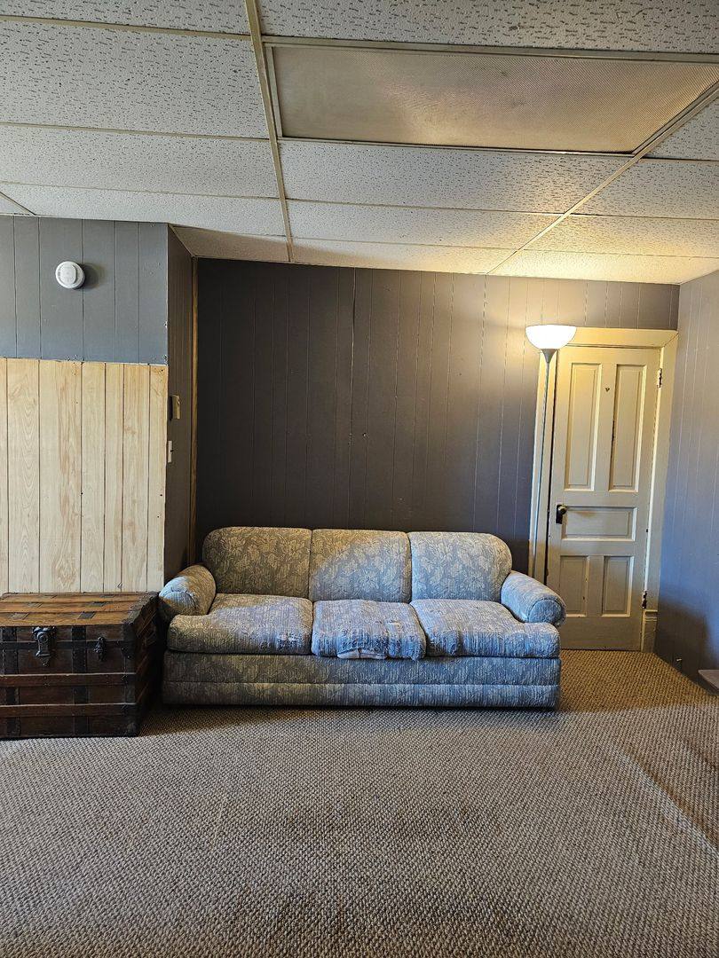Apartment for rent at 110 E Canda St, Ishpeming, MI 49849