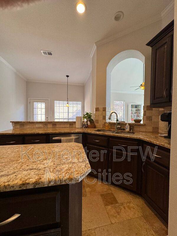 House for rent at 6213 Park Meadow Lane, Plano, TX 75093