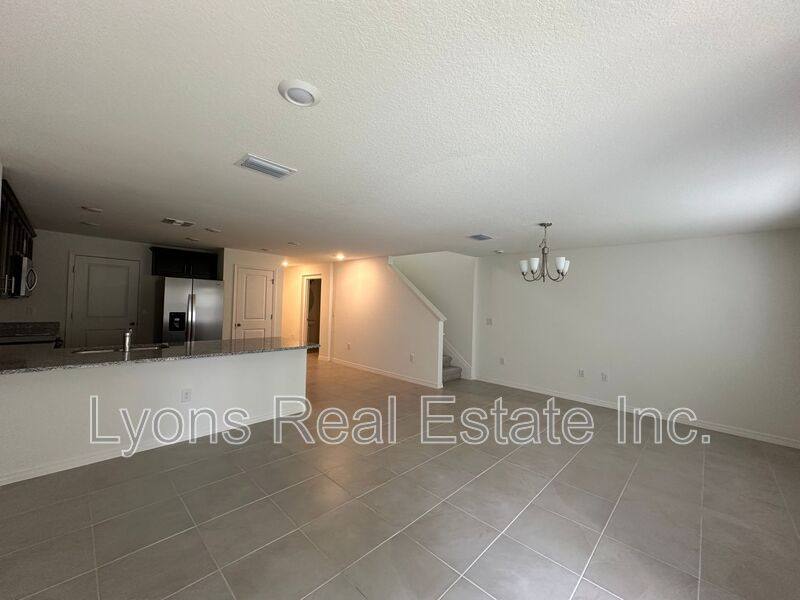 Townhouse for rent at 15020 Caspian Tern Court #103, North Fort Myers, FL 33917