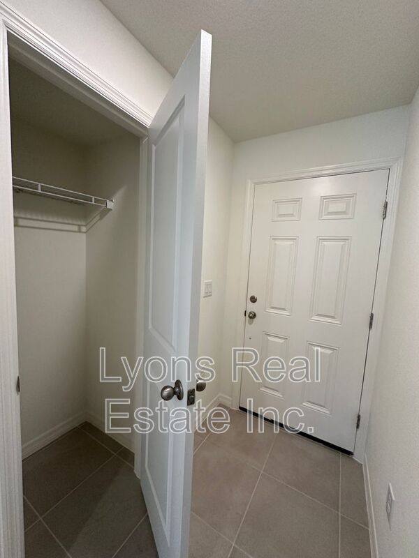 Townhouse for rent at 15020 Caspian Tern Court #103, North Fort Myers, FL 33917
