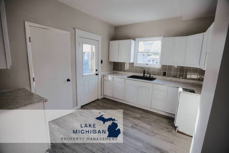 House for rent at 848 Kalamazoo Ave SE, Grand Rapids, MI 49507