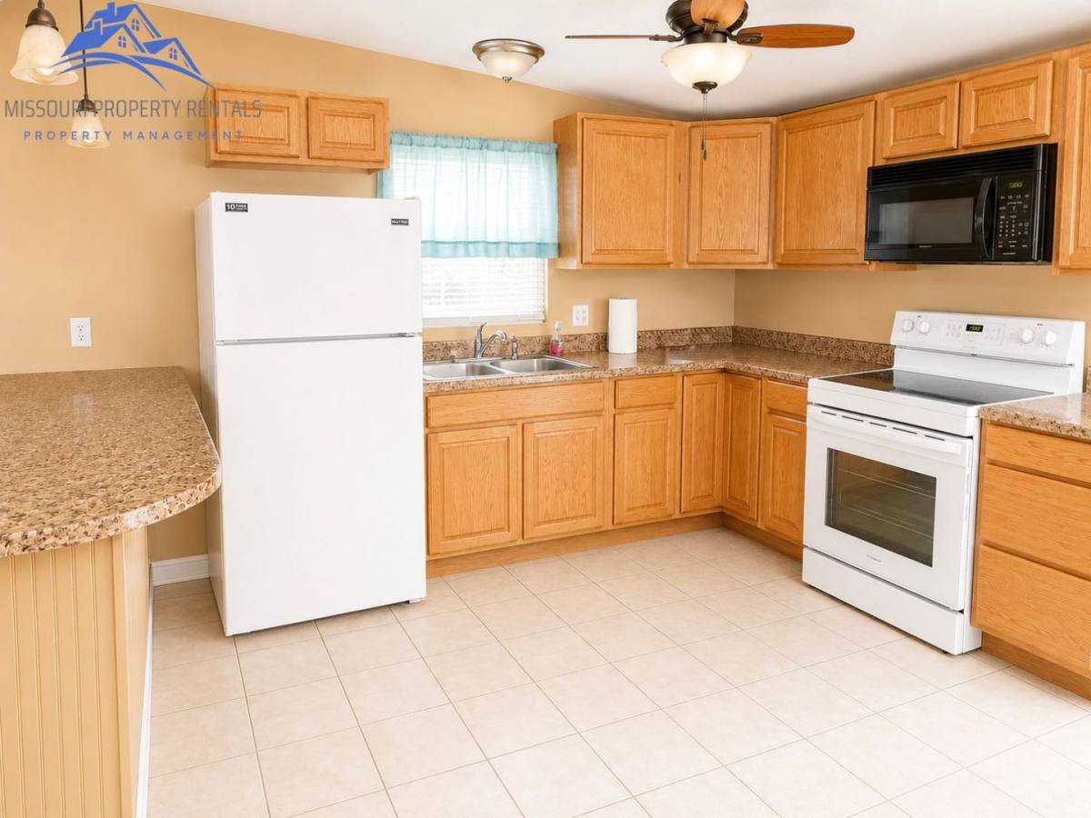 House for rent at 418 W Maddux, Branson, MO 65616