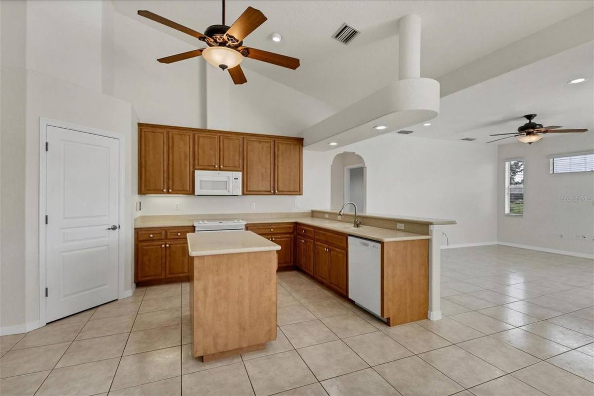 House for rent at 686 Boundary Blvd, Rotonda West, FL 33947