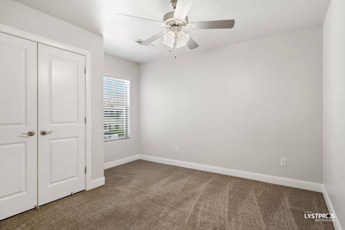 Townhouse for rent at 355 W 200 S #115, Washington, UT 84780