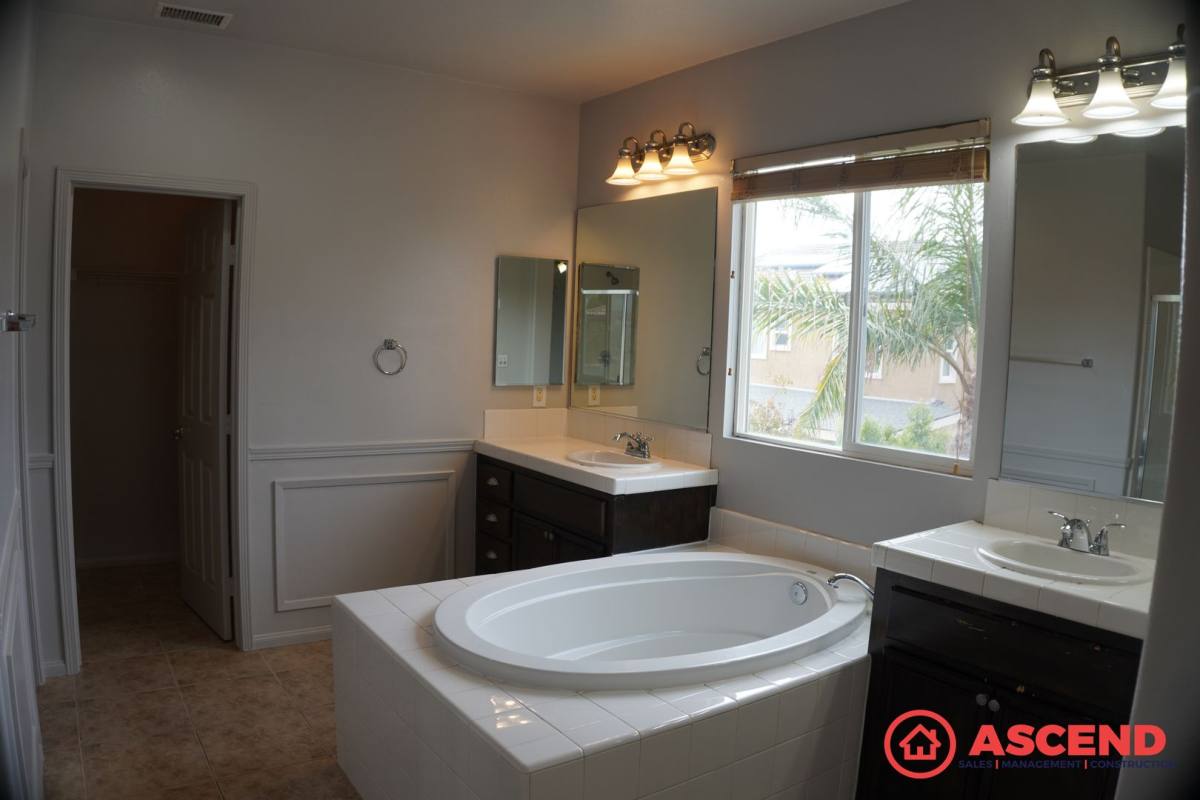 House for rent at 9901 Riata Lane, Bakersfield, CA 93306