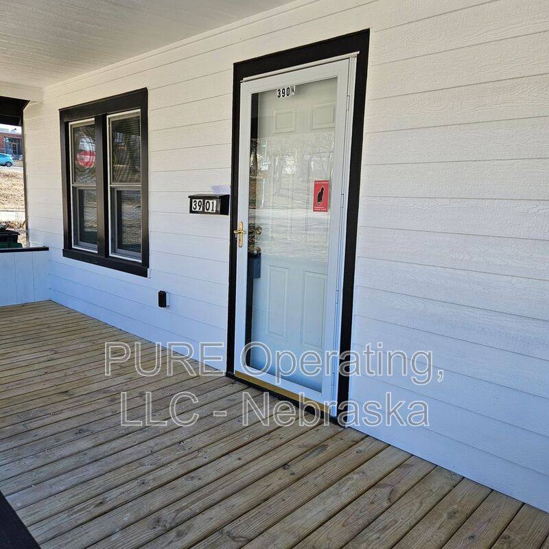 House for rent at 3901 Curtis Ave, Omaha, NE 68111
