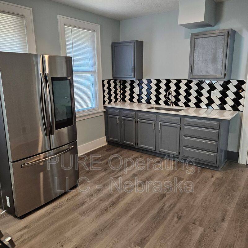 House for rent at 3901 Curtis Ave, Omaha, NE 68111