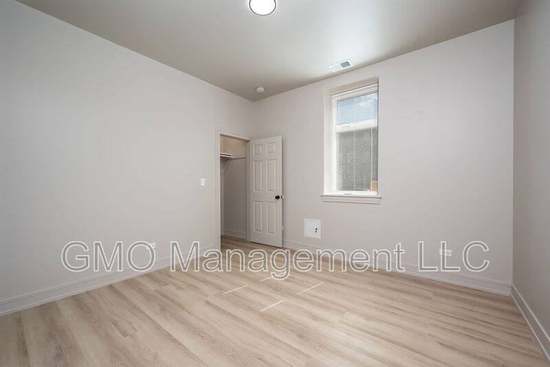 Apartment for rent at 1431 S Kedzie Ave #1D, Chicago, IL 60623