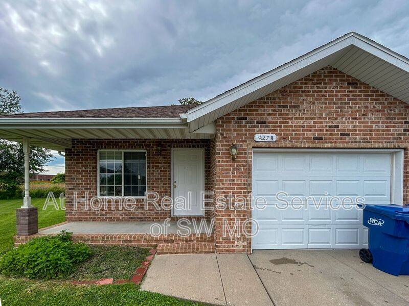 Apartment for rent at 427B Birchwood, Rogersville, MO 65742