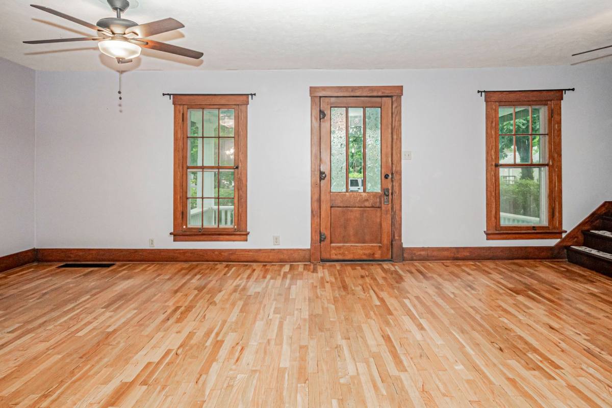 Apartment for rent at 731 Osage St, Manhattan, KS 66502
