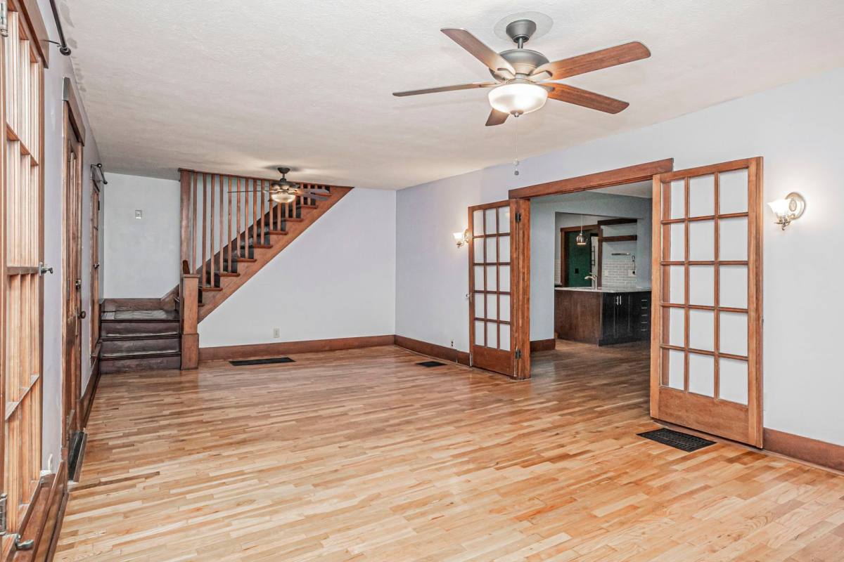 Apartment for rent at 731 Osage St, Manhattan, KS 66502