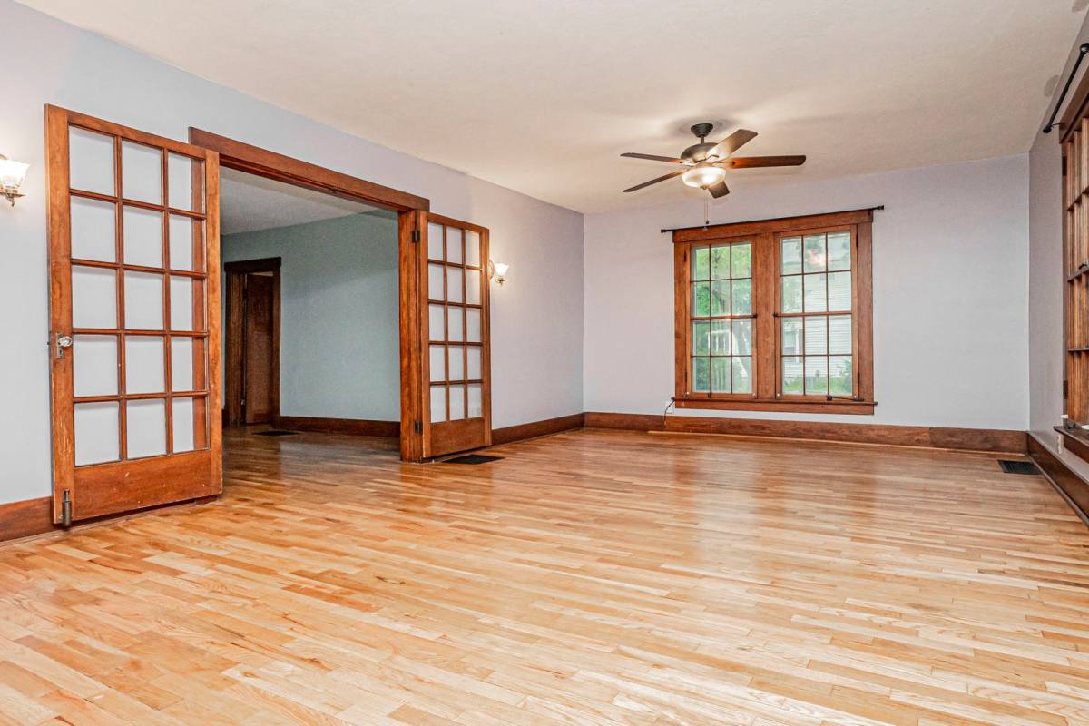 Apartment for rent at 731 Osage St, Manhattan, KS 66502