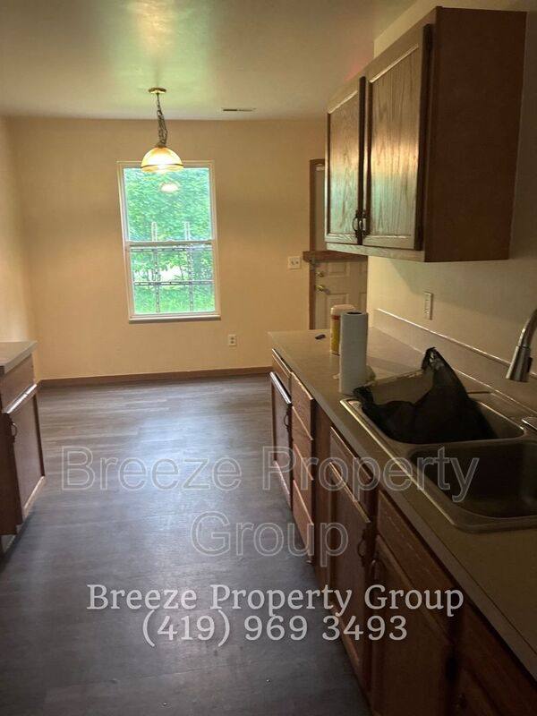 House for rent at 546 Breaden St, Youngstown, OH 44502