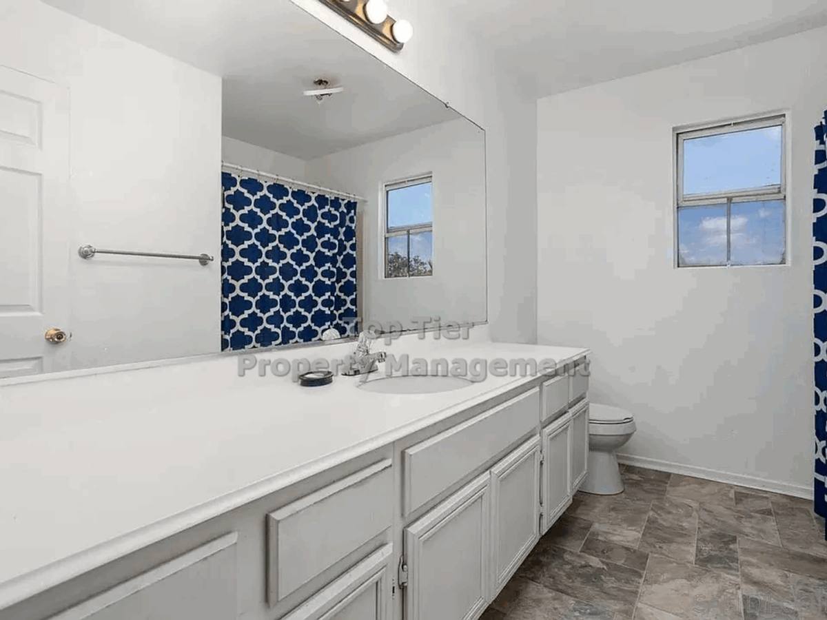 House for rent at 408 Shadow Tree Dr, Oceanside, CA 92058