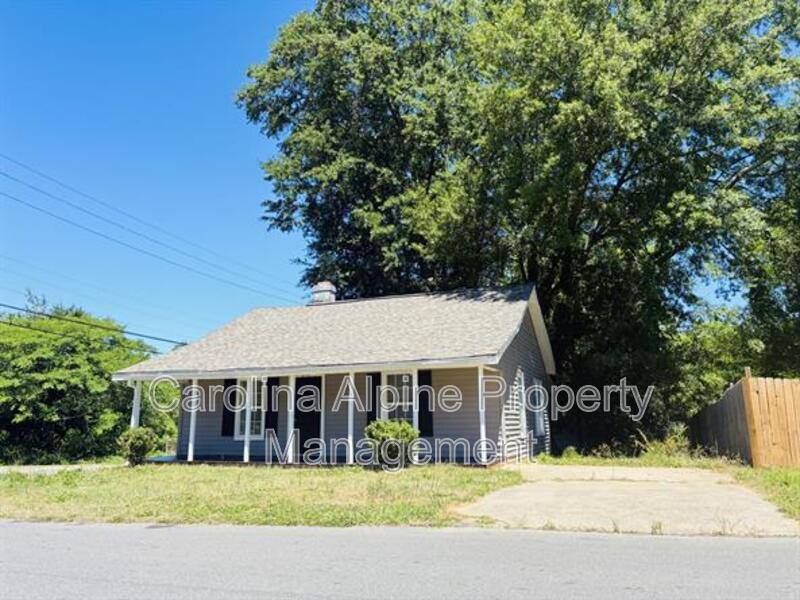 House for rent at 618 Gardner St, Shelby, NC 28150