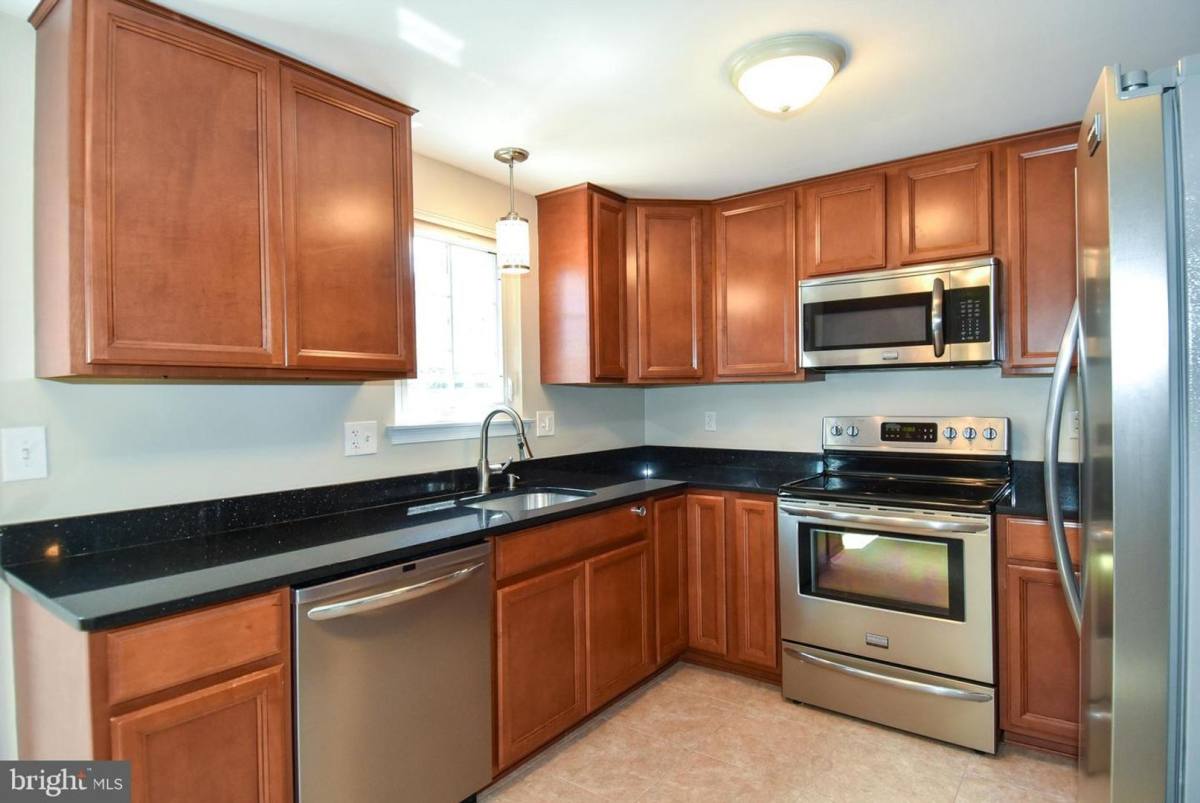 Townhouse for rent at 27 Marian Court, Sterling, VA 20165