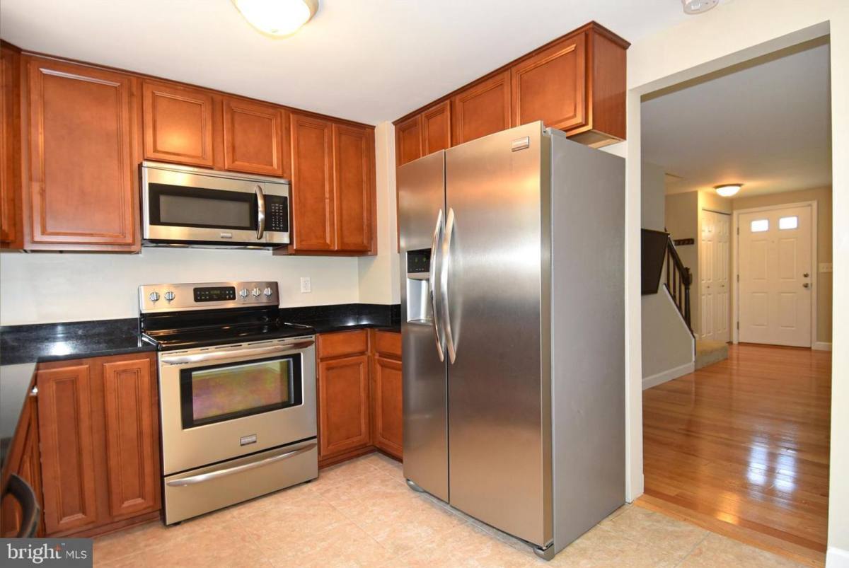 Townhouse for rent at 27 Marian Court, Sterling, VA 20165