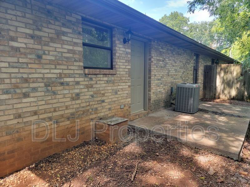 Apartment for rent at 2149 McCleary Rd #4, Sevierville, TN 37876
