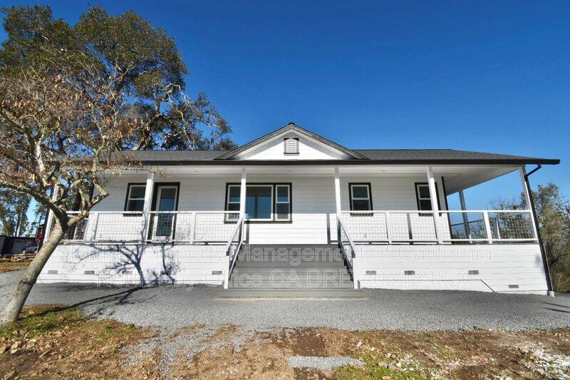 House for rent at 510 Fairview Court #A, Petaluma, CA 94952