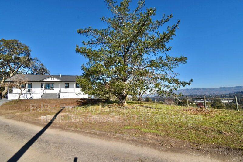 House for rent at 510 Fairview Court #A, Petaluma, CA 94952