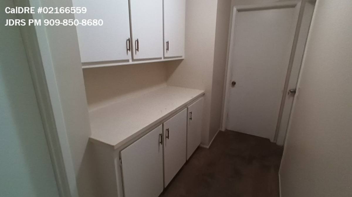 Townhouse for rent at 4859 Jackson St, Riverside, CA 92503