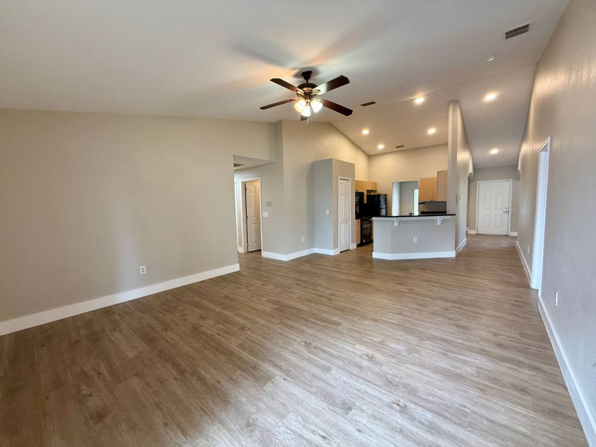 House for rent at 610 Muskrat Dr, Kissimmee, FL 34759