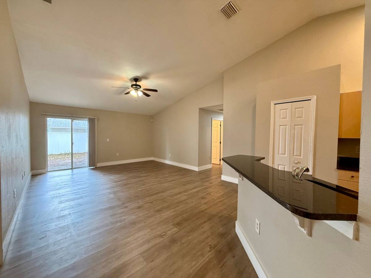 House for rent at 610 Muskrat Dr, Kissimmee, FL 34759